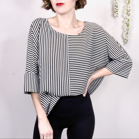 Express Tops - EXPRESS black & white striped blouse 3/4 dolman sleeves boxy fit 2160